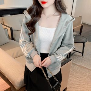 Show young long sleeve short hoodie Casual loose tops