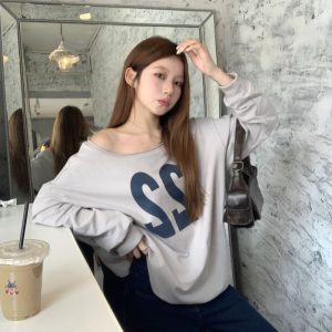 Printing lazy letters loose retro sloping shoulder hoodie