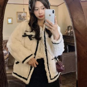 Winter plush thermal retro bow lamb fur coat
