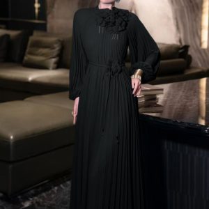 Stereoscopic flowers show young dress pure pleated long dress